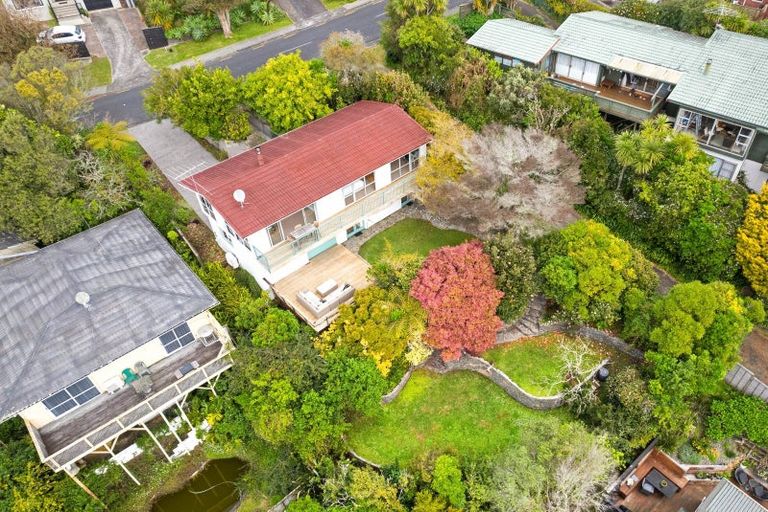Photo of property in 12 Mcdowell Crescent, Hillcrest, Auckland, 0627