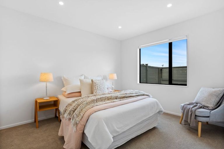 Photo of property in 12 Juniper Drive, Rosehill, Papakura, 2113