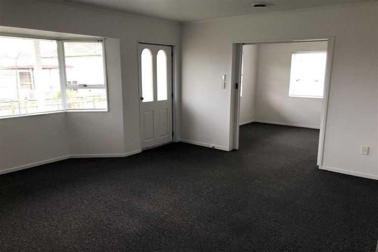 Photo of property in 3 Gibson Court, Roslyn, Palmerston North, 4414