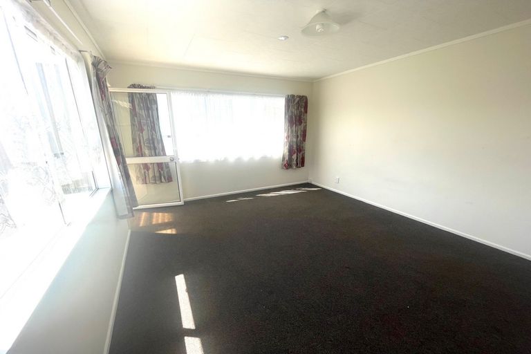 Photo of property in 49 Thatcher Street, Castlecliff, Whanganui, 4501