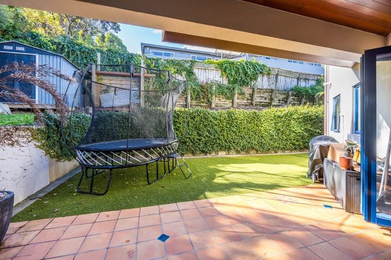 Photo of property in 82 Hadfield Street, Beach Haven, Auckland, 0626