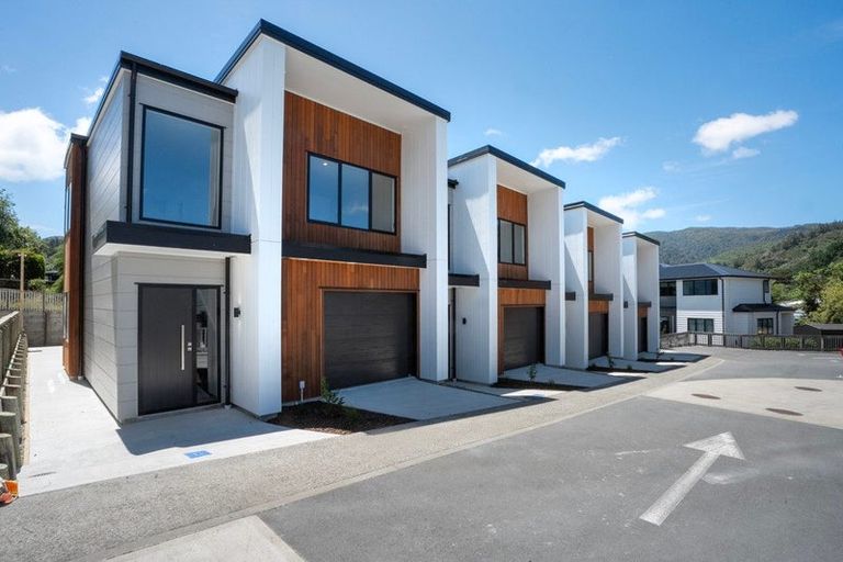 Photo of property in 19 Pakura Place, Wainuiomata, Lower Hutt, 5014