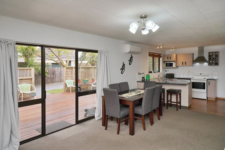 Photo of property in 10 Gibbs Drive, Woodend, 7610