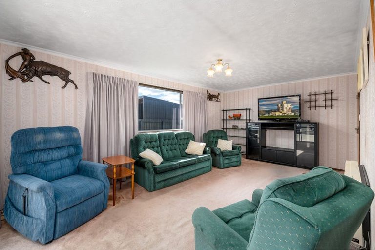 Photo of property in 10 Bond Street, Waimate, 7924