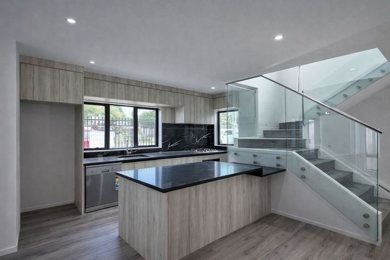 Photo of property in 6 Kerrydale Road, Manurewa, Auckland, 2102