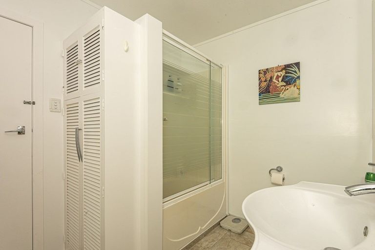 Photo of property in 18 Butler Place, Te Kamo, Whangarei, 0112