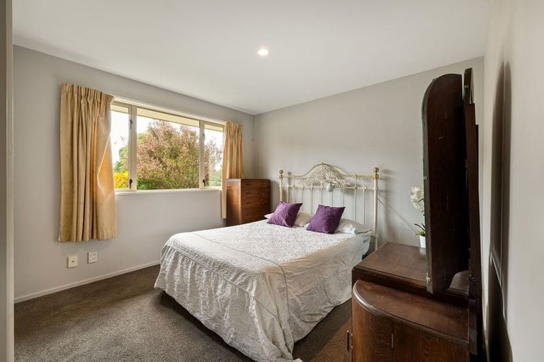 Photo of property in 1a Blue Gum Place, New Brighton, Christchurch, 8083