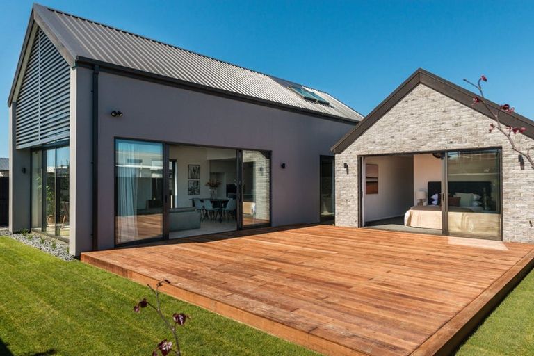 Photo of property in 17 Finstock Way, Rolleston, 7614