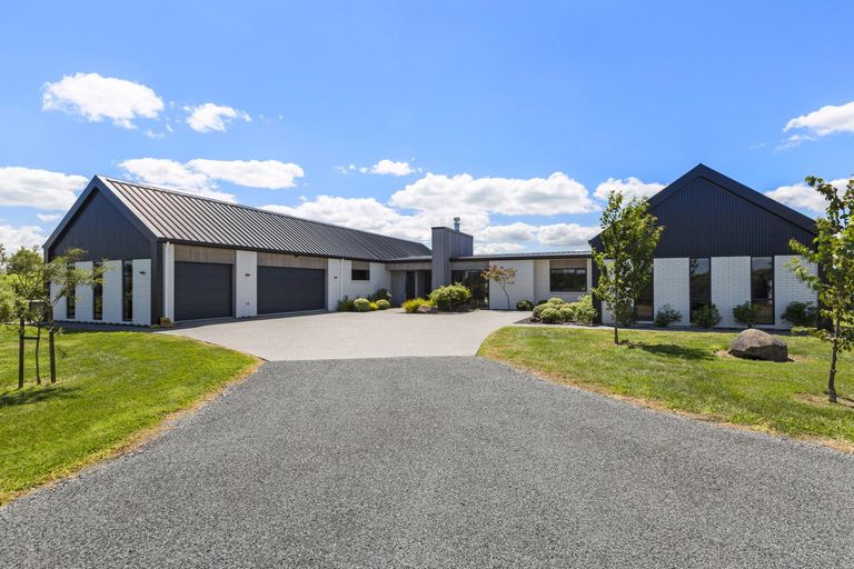 Photo of property in 322 Holland Road, Puketaha, Hamilton, 3286