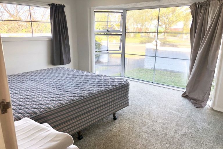 Photo of property in 1 Veitches Road, Bishopdale, Christchurch, 8053