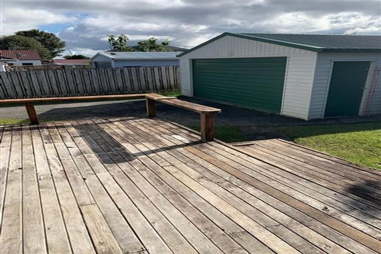 Photo of property in 91 Santiago Crescent, Unsworth Heights, Auckland, 0632