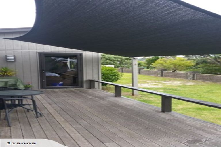 Photo of property in 1 Fishermans Cove, Army Bay, Whangaparaoa, 0930