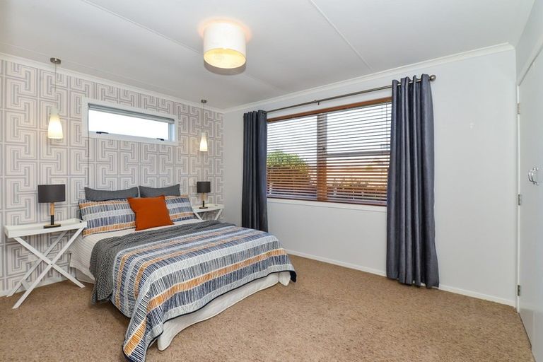 Photo of property in 12 Katherine Place, Melville, Hamilton, 3206