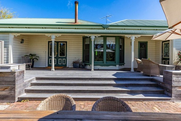 Photo of property in 100 Rowley Crescent, Grovetown, Blenheim, 7202