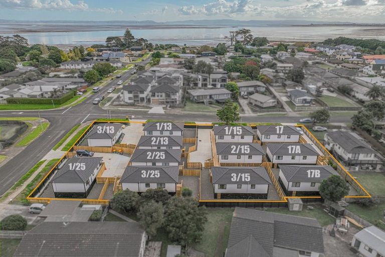 Photo of property in 17 Lane Road, Weymouth, Auckland, 2103