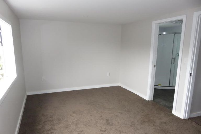 Photo of property in 81 Moorefield Road, Johnsonville, Wellington, 6037