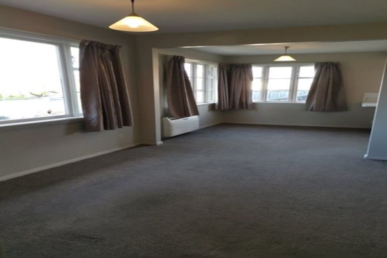 Photo of property in 303 Wainoni Road, Avondale, Christchurch, 8061