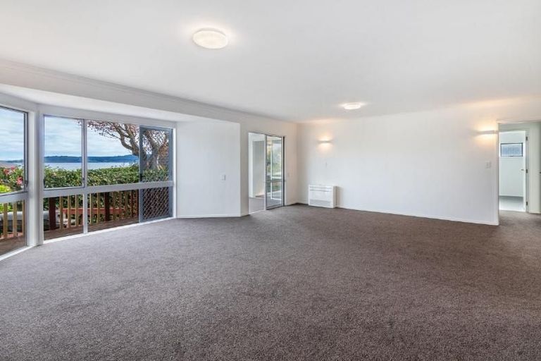 Photo of property in 11b Shepherd Road, Waipahihi, Taupo, 3330