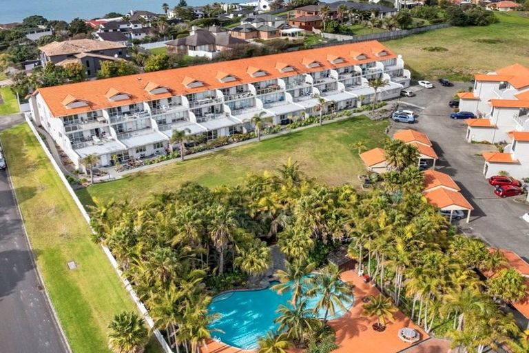 Photo of property in Santa Rosa, 24/340 Gulf Harbour Drive, Gulf Harbour, Whangaparaoa, 0930