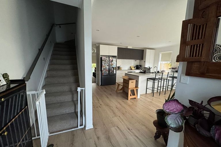 Photo of property in 20 Ambar Ridge Avenue, Massey, Auckland, 0614