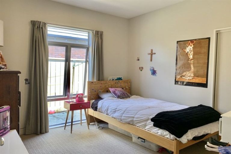 Photo of property in 33 Henley Green, Northwood, Christchurch, 8051