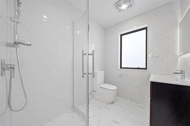 Photo of property in 45c Portadown Avenue, Pakuranga Heights, Auckland, 2010