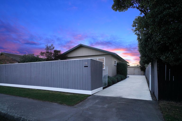 Photo of property in 39 Petrie Street, Richmond, Christchurch, 8013