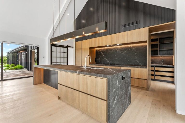 Photo of property in 261 Point Wells Road, Point Wells, 0986