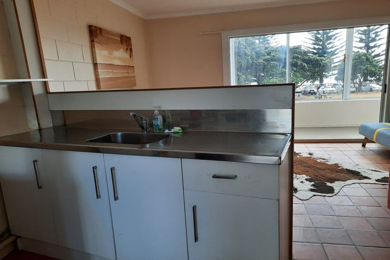 Photo of property in 2/465 Hibiscus Coast Highway, Orewa, 0931