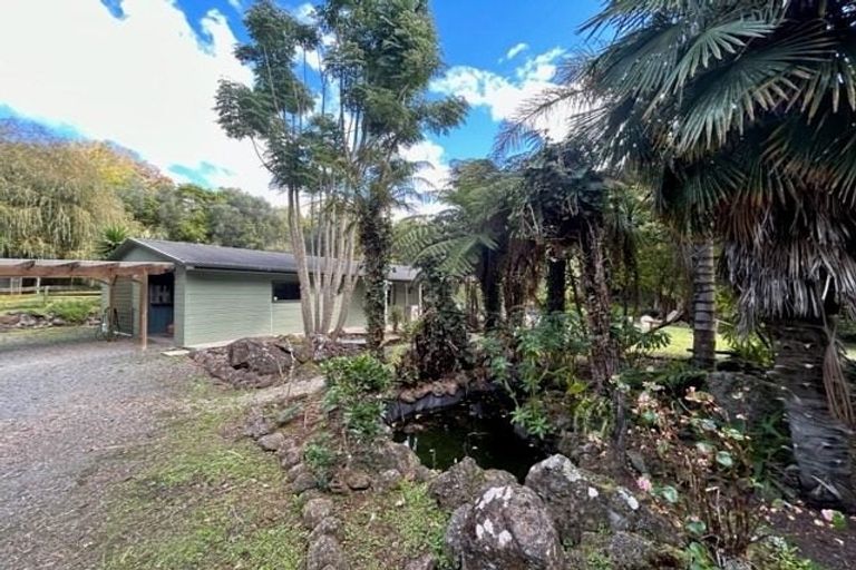 Photo of property in 397 Tauraroa Road, Maungakaramea, Whangarei, 0178