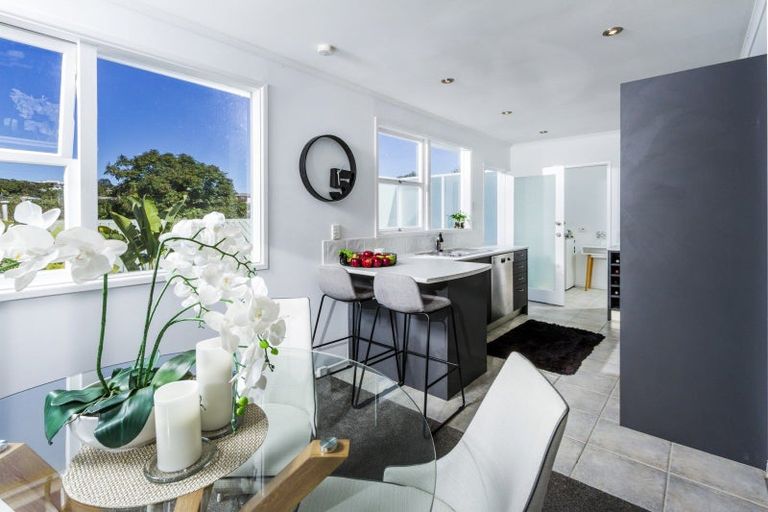 Photo of property in 1/5 Jutland Street, Mairangi Bay, Auckland, 0630