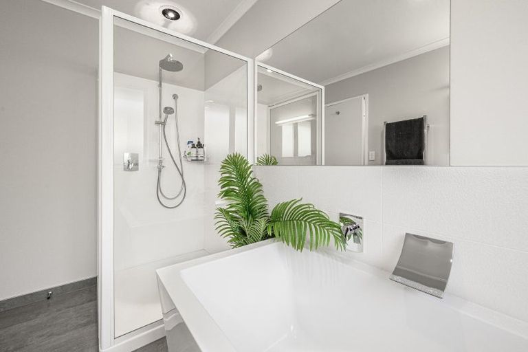 Photo of property in 15 Hansard Place, Bethlehem, Tauranga, 3110