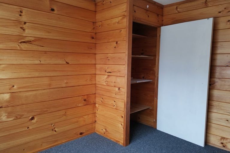 Photo of property in 305 Maungaraki Road, Maungaraki, Lower Hutt, 5010