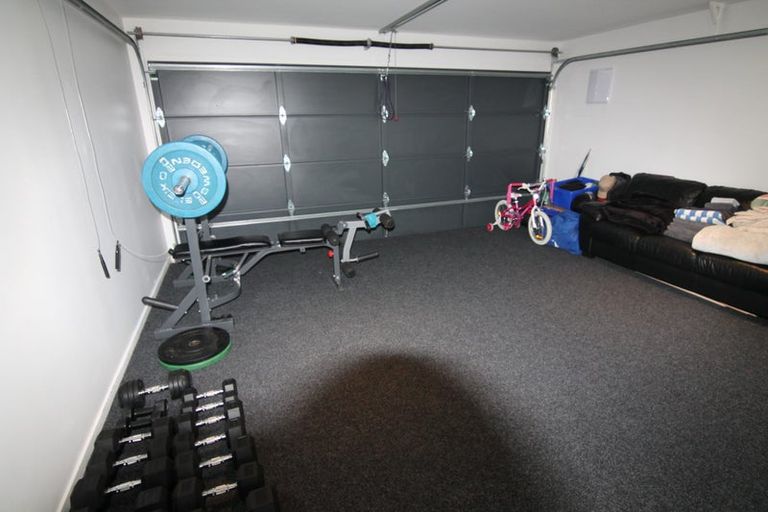 Photo of property in 5b Rimu Road, Mangere Bridge, Auckland, 2022