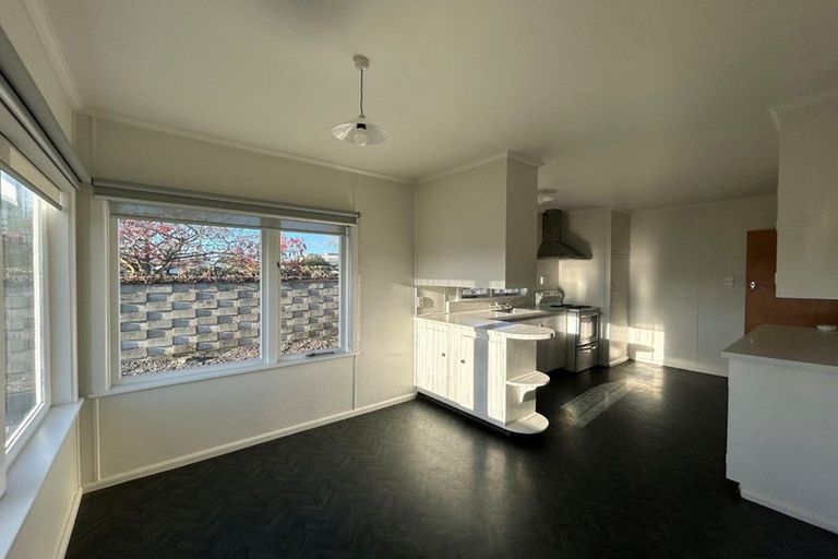 Photo of property in 52 Murphy Road, Taradale, Napier, 4112