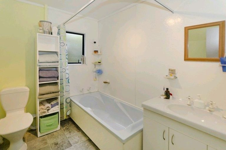 Photo of property in 24a Head Road, Hunua, Papakura, 2583