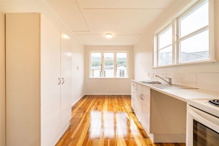 Photo of property in 36 Harris Street, Naenae, Lower Hutt, 5011