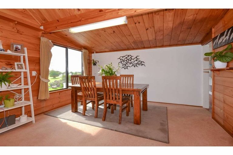 Photo of property in 70 Edmonds Road, Kerikeri, 0293