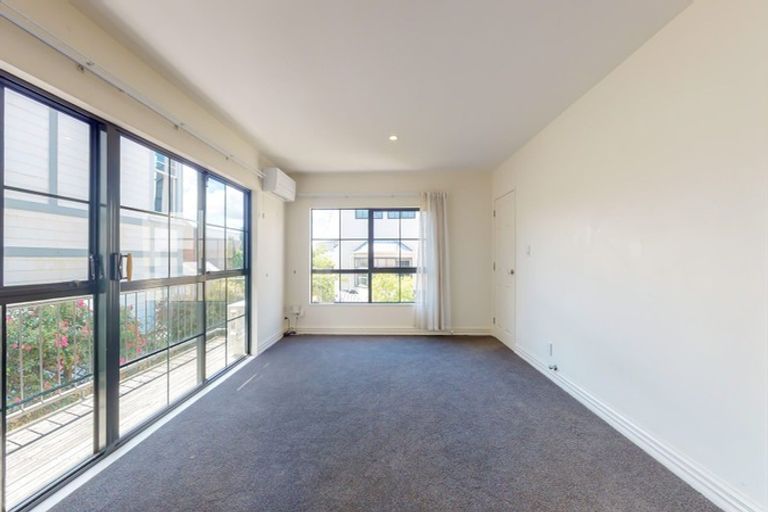 Photo of property in 16g Hobson Street, Thorndon, Wellington, 6011