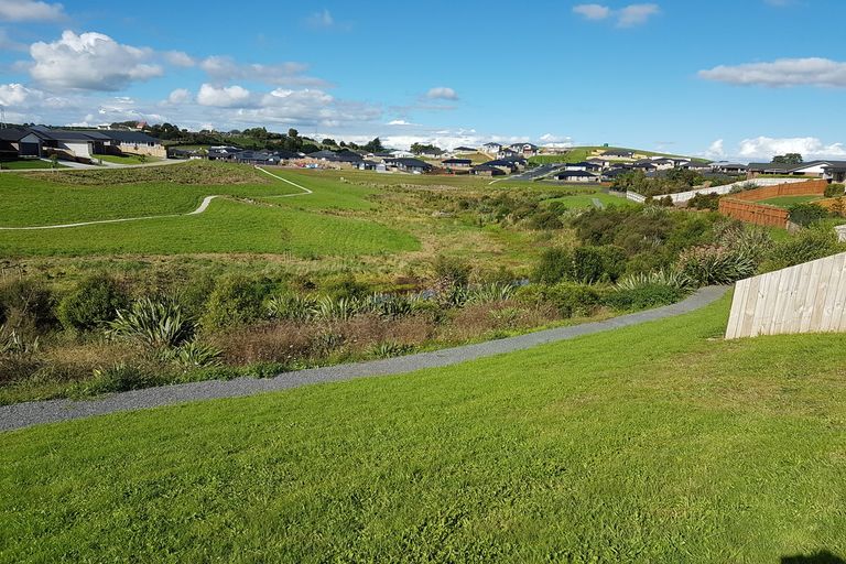 Photo of property in 27 Kilbryde Crescent, Pokeno, 2402