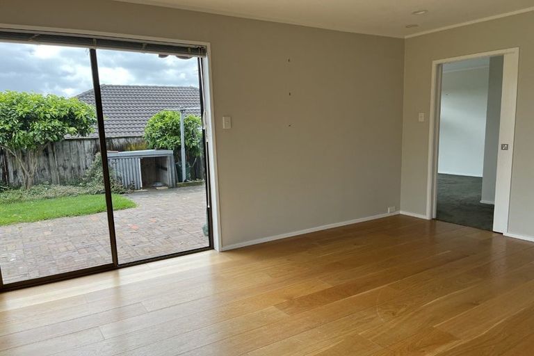 Photo of property in 12 O'connor Drive, Pukekohe, 2120