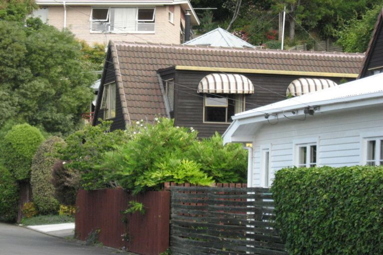 Photo of property in 2/37 Augusta Street, Redcliffs, Christchurch, 8081