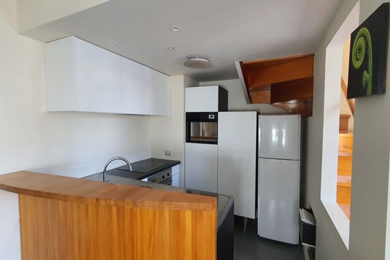 Photo of property in St Pauls Apartments, 49/43 Mulgrave Street, Thorndon, Wellington, 6011
