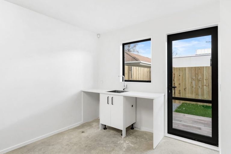Photo of property in 1/69 Elizabeth Street, Riccarton, Christchurch, 8041