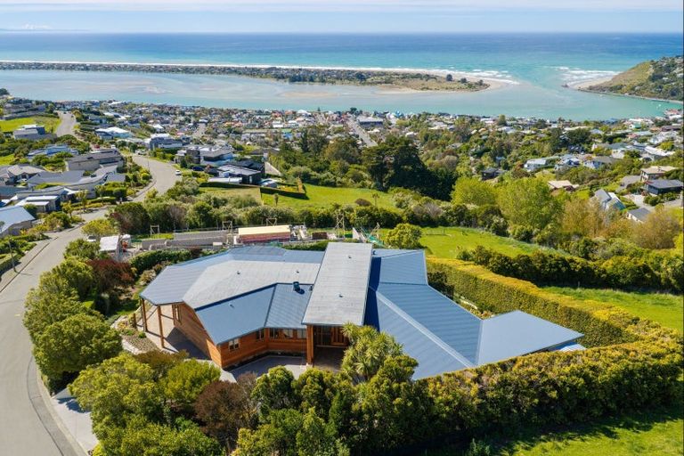 Photo of property in 123 Glenstrae Road, Redcliffs, Christchurch, 8081
