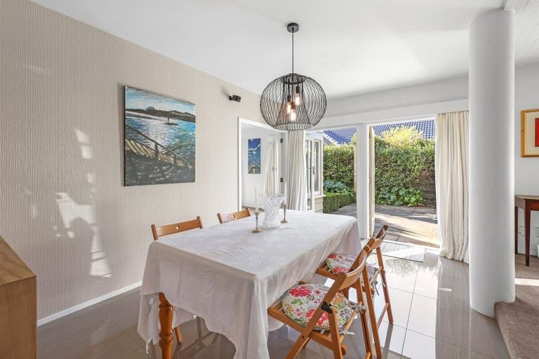 Photo of property in 1/127 Fendalton Road, Fendalton, Christchurch, 8014