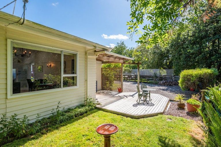 Photo of property in 46 Peka Peka Road, Peka Peka, Waikanae, 5391