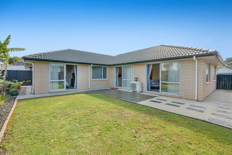 Photo of property in 17 Trevally Place, Snells Beach, 0920