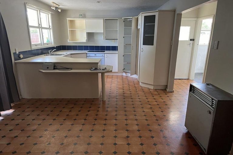 Photo of property in 6 Colligan Street, Upper Riccarton, Christchurch, 8041