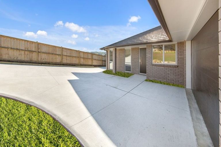 Photo of property in 8 Bellenden Crescent, Pokeno, 2402